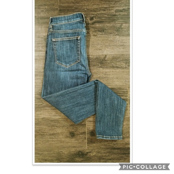 Loft Jeans - Picture 2 of 7